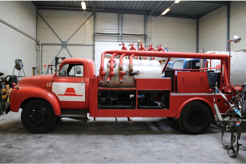 Fire truck Bedford 1958: picture 2