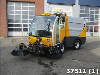 Road sweeper Bucher CityCat 2020: picture 1