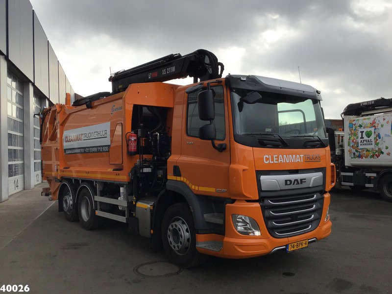 Garbage truck DAF FAN CF 340 Hiab 21 Tonmeter laadkraan: picture 5