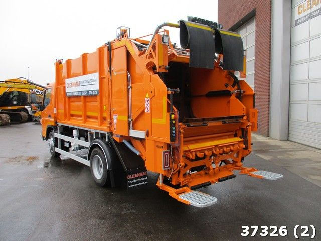 Garbage truck FUSO Canter 9C18: picture 2
