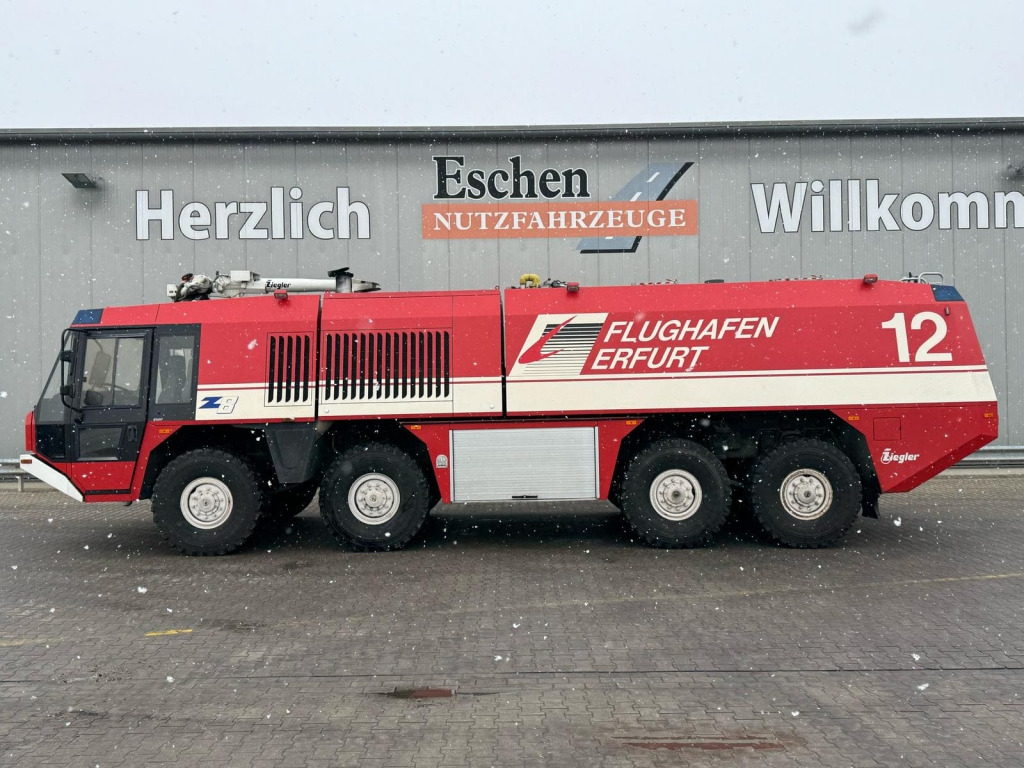 Fire truck MAN 38.000 VFAEG 8x8 Flugfeldlöschfahrzeug
