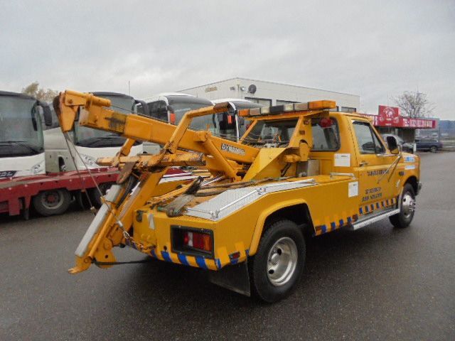Tow truck Ford USA F-350: picture 18