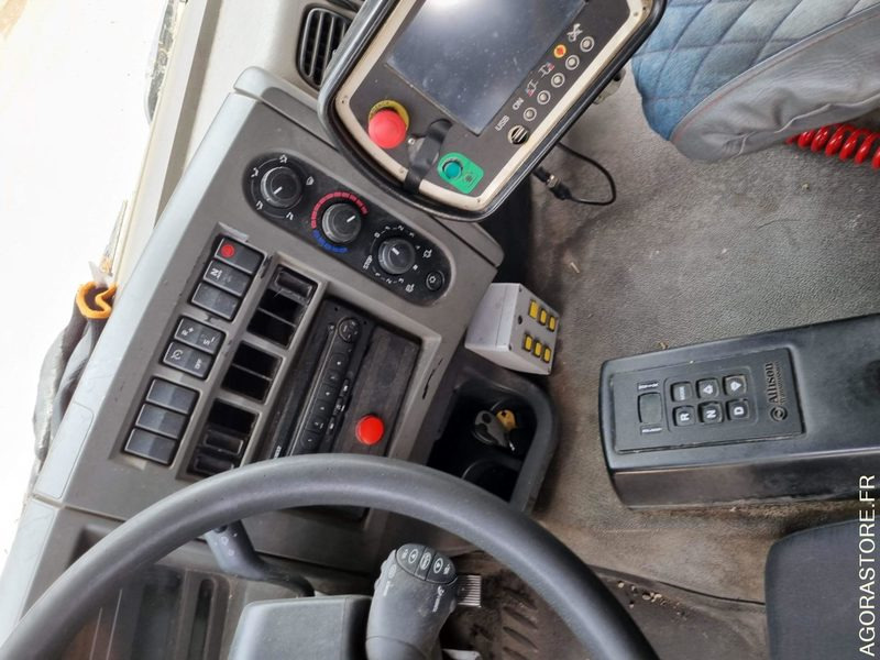 Garbage truck BOM RENAULT 19T FARID - 2013 - 170000 KM ( R3S055)
