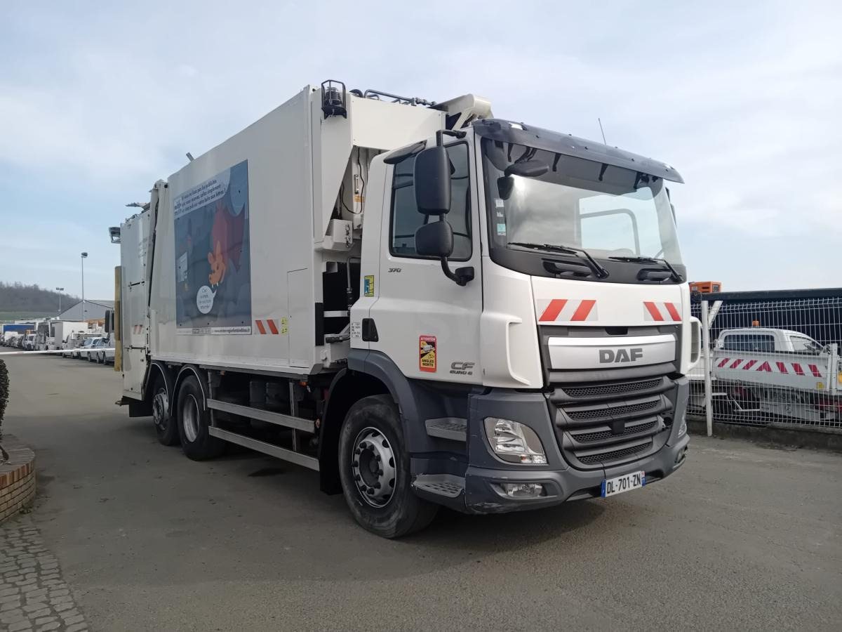 Garbage truck DAF CF 370