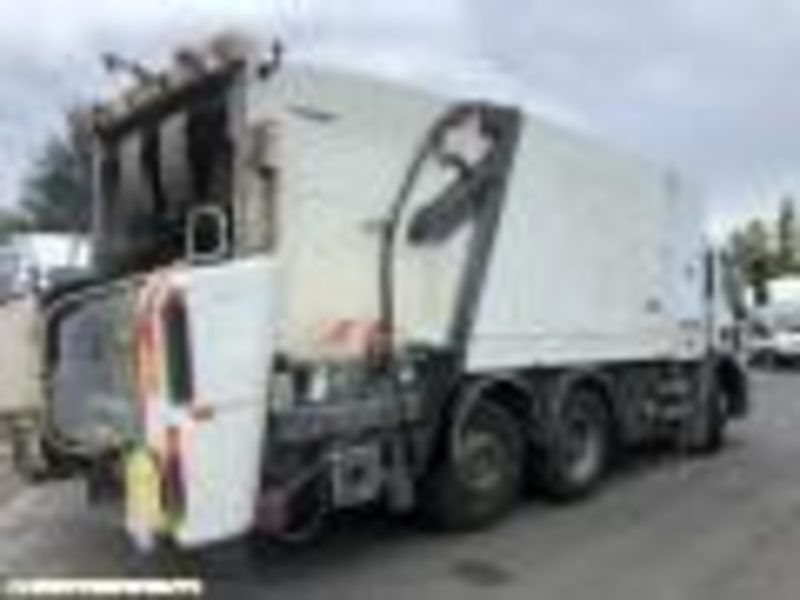 Garbage truck RENAULT SPE - 185 769KM