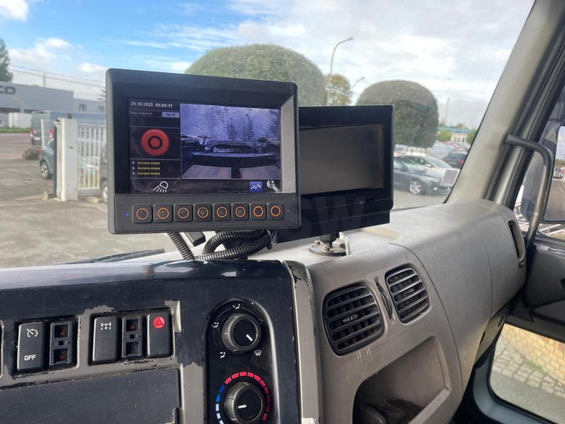 Garbage truck Renault Premium 310.19 DXI