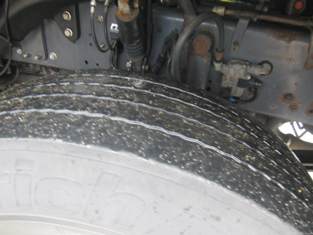 Garbage truck Renault Premium 320 DXI