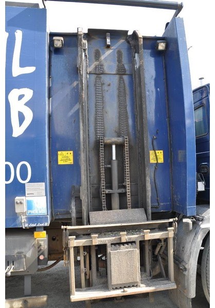 Garbage truck Volvo FL6 4X2