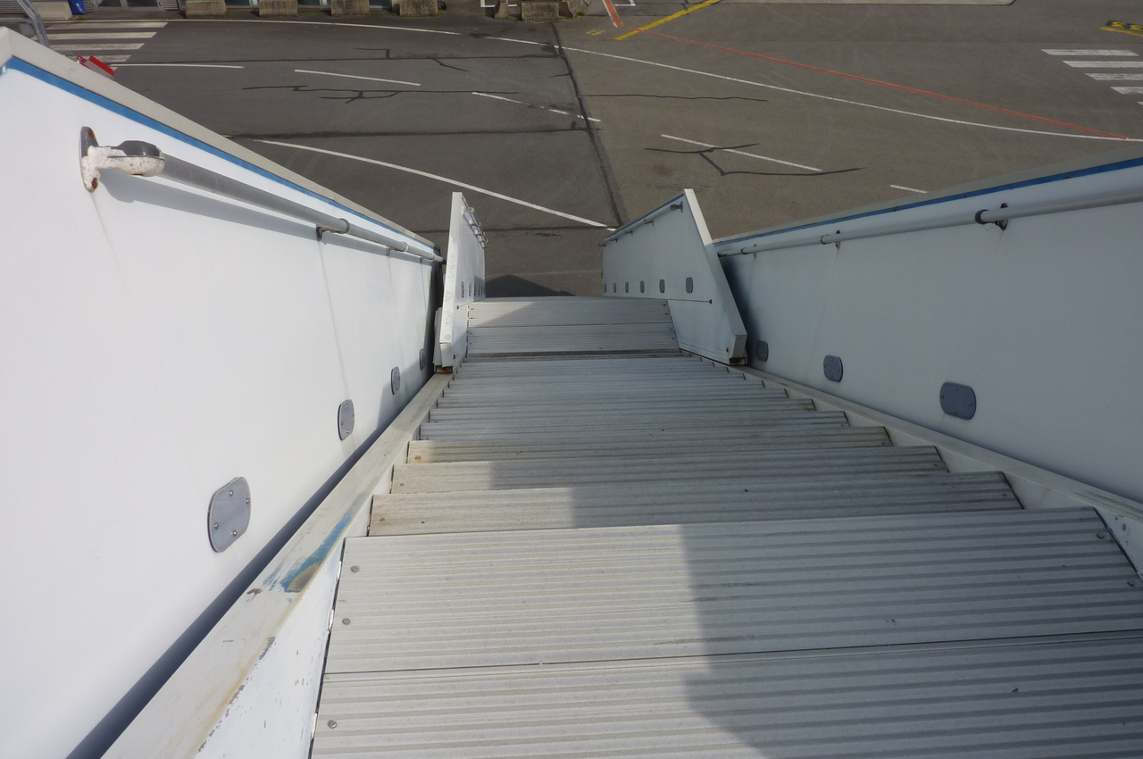 Ground support equipment SOVAM Passenger Stairs 1.9 SPS: picture 5