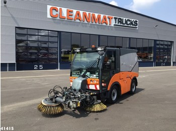 Road sweeper Hako Citymaster 2000 with 3-rd brush: picture 1
