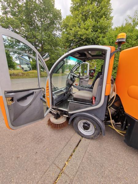 Industrial sweeper BUCHER-GUYER Kehrmaschine EG 4.500 kg