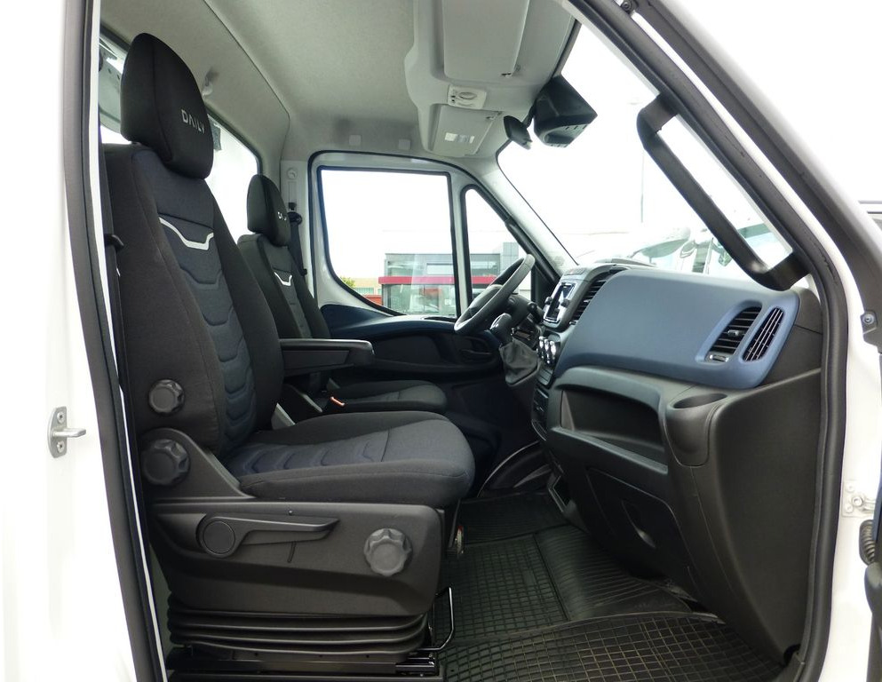 New Tow truck Iveco DAILY 70C21 Festplateau Alu Premium Automatik: picture 29