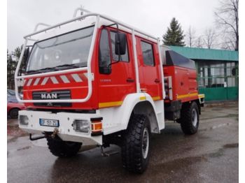 Fire truck MAN LE 220 4x4 Fire 4000 liter Feuerwehr  Unit: picture 1
