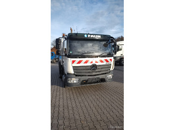 Road sweeper MERCEDES-BENZ Atego 1323: picture 4