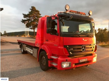 Tow truck Mercedes Axor: picture 1