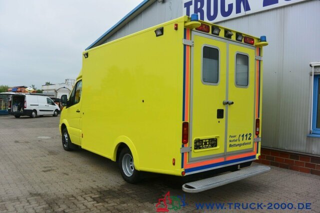 Ambulance Mercedes-Benz Sprinter 516 CDI Intensiv- Rettung- Krankenwagen: picture 10