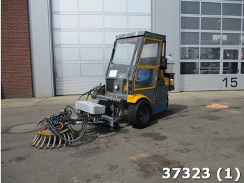 Road sweeper Multi One M.I.G. 3WD onkruidbestrijding: picture 1
