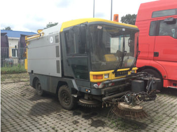 Road sweeper RAVO 5002: picture 1