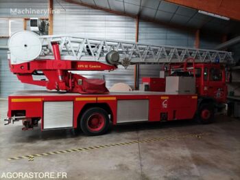 Fire truck RENAULT M150: picture 1