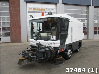 Road sweeper Ravo 540 Euro 4 with 3-rd brush: picture 1