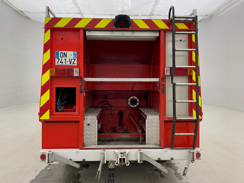 Fire truck Renault G230: picture 9