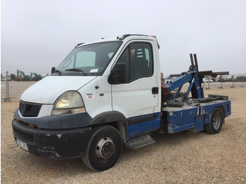 Tow truck Renault Mascott 120: picture 1