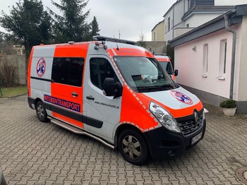 Ambulance Renault Master L2/H2 Rettungswagen mit Durchgang: picture 1