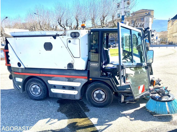 Road sweeper  LOT DE DEUX BALAYEUSE SCHMIDT SWINGO 2001 ET 2003 + UNE BALAYEUSE BOSCHUNG 2001