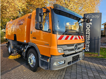 Road sweeper Mercedes Benz Atergo 1518