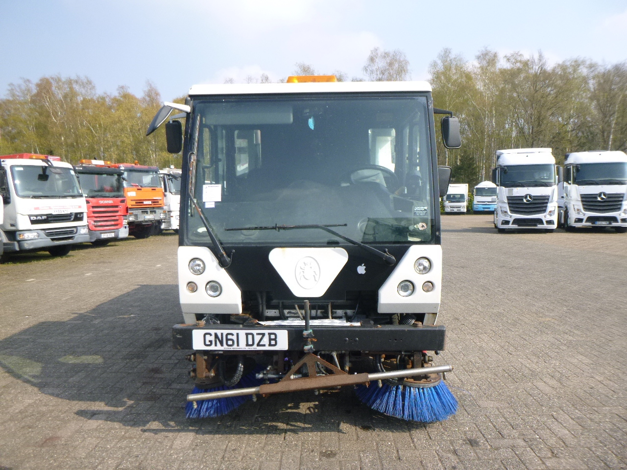 Road sweeper Scarab Minor Euro 5 street sweeper: picture 5