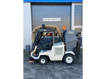 Road sweeper TENNANT ATLV4300: picture 1