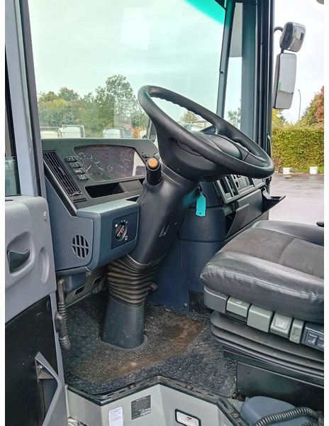 Tow truck Mercedes-Benz Econic 1833