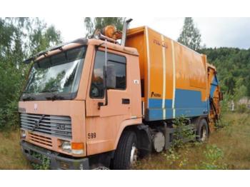 Garbage truck Volvo FL10: picture 1