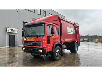 Garbage truck Volvo FL 6-18 (18 TON / 220 HP / MANUAL GEARBOX / PERFECT): picture 1