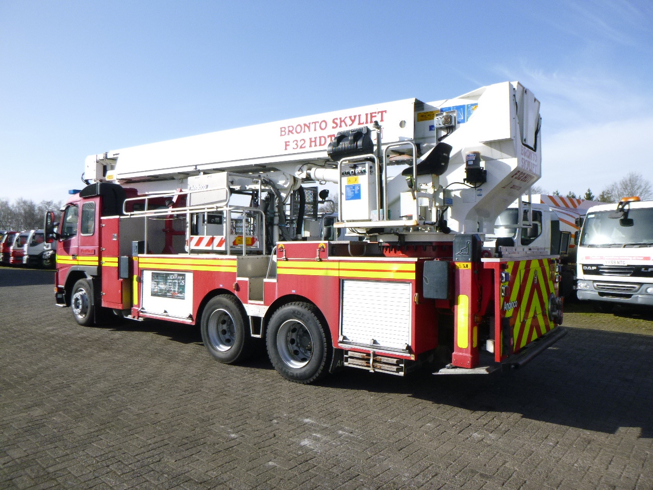 Fire truck Volvo FM12 6x4 RHD Bronto Skylift F32HDT Angloco fire truck: picture 3