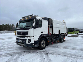 Road sweeper VOLVO FMX 370