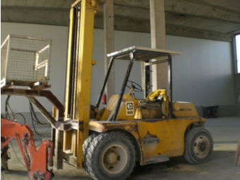 Viličar CATERPILLAR B 16 Geländestapler