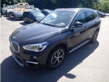 Car BMW X1 sDrive18d - Stationwagen: picture 1