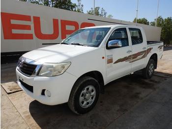 Car 2013 Toyota Hilux