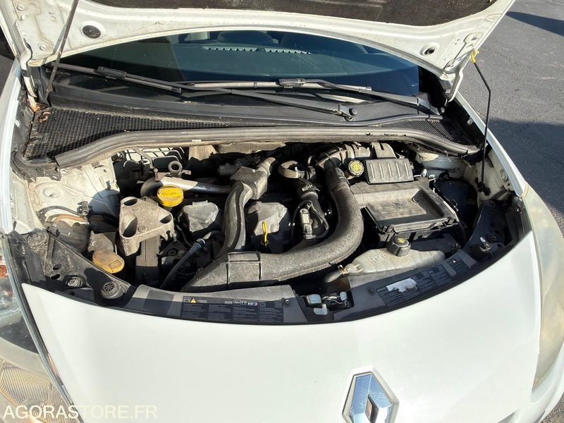 Car Clio III