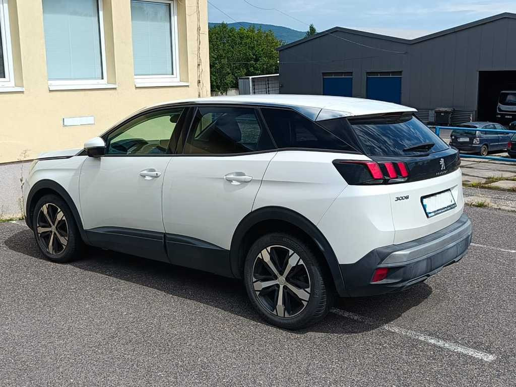 Car Peugeot 3008, without keys