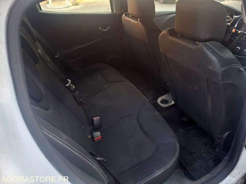 Car RENAULT CLIO DCI.