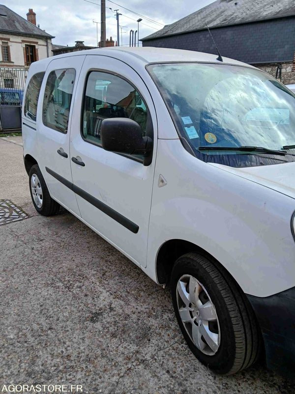 Car RENAULT KANGOO