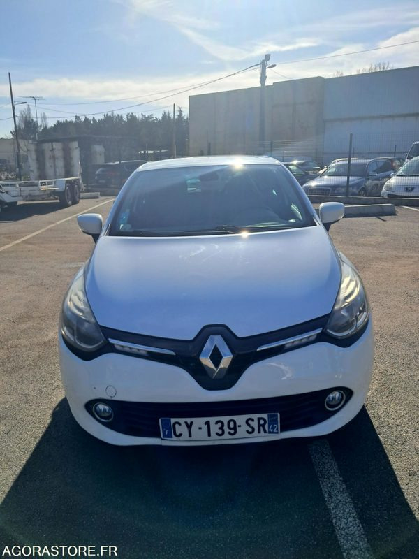 Car Renault CLIO 4 CY-139-SR - 2013 - 142180KM