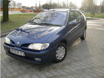 Renault HATCHBACK - Car