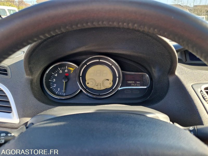 Car Renault Megane - AW621KV - 2010 - 148435km