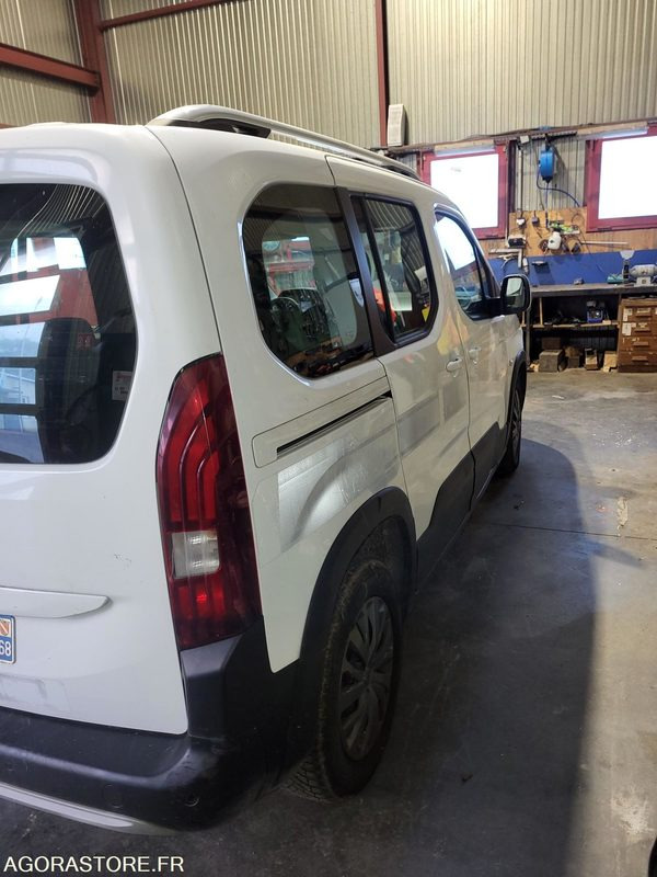 Car VEHICULE