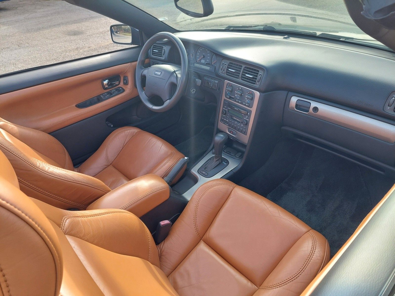 Convertible Volvo C70 Cabriolet 2.4 T