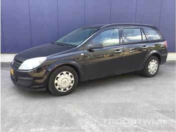 Car Opel Astra stationwagon: picture 1