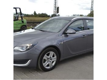 Car Opel Insignia: picture 1